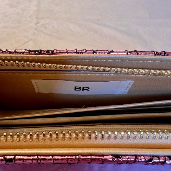 BP. Embossed Faux Leather Wallet Metallic Pink with Wrist Chain - Picture 7 of 11